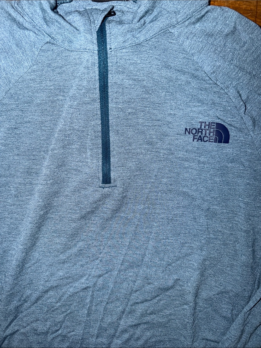 3/$15. Men’s NorthFace shirt S - Picture 2 of 4
